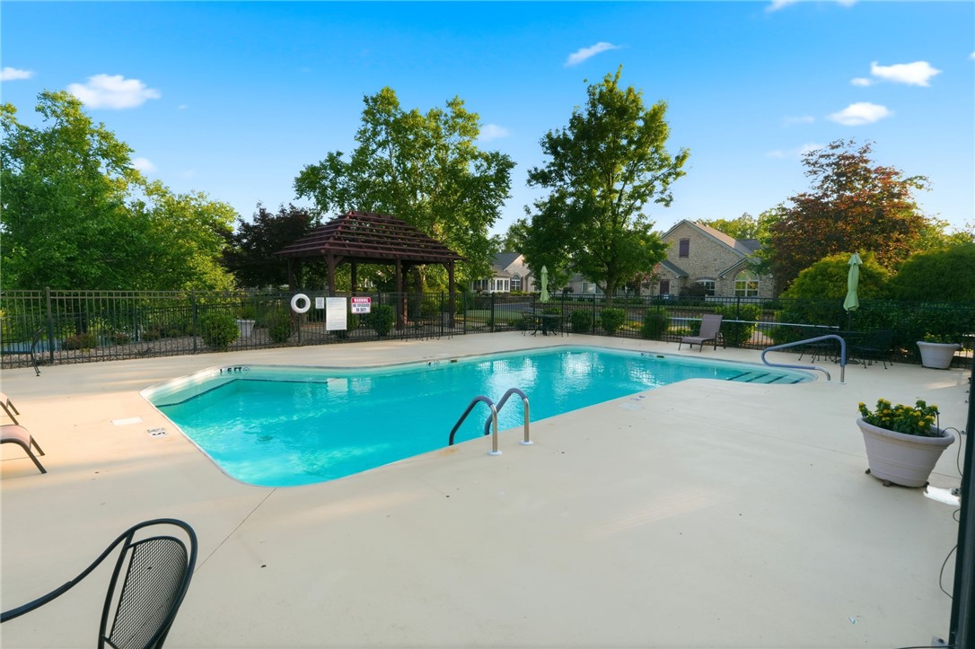 Arbors At Pinnacle Ridge - Residential