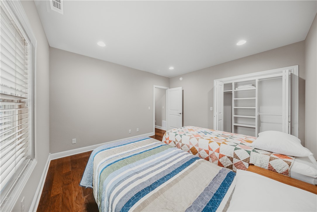 Briarwood Sub Bentonville - Residential