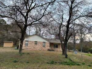 3/1 OLDER BRICK FARM HOME IN NEED OF UPDATES !! ROOF IS ONLY 2 YEARS OLD.THE LOCATION IS GREAT ! ONE ACRE AND ROOM TO BUILD A 2ND HOME. BUYER TO VERIFY WITH CITY. ALL APPLIANCES IN HOME WILL CONVEY.HOME IS BEING SOLD AS IS.