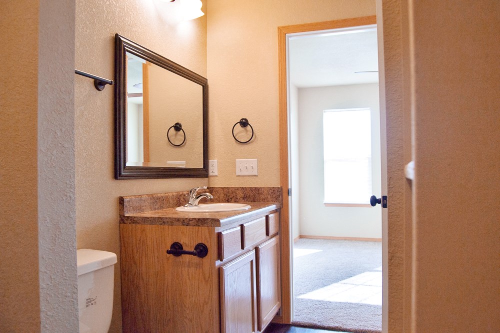SHILOH HOUSE PH I - Residential Lease