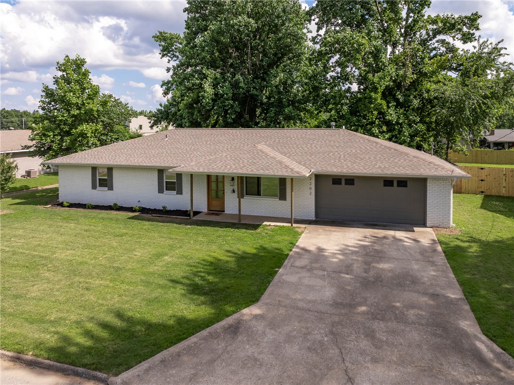 Southern Meadows 1st Add Bentonville - Residential