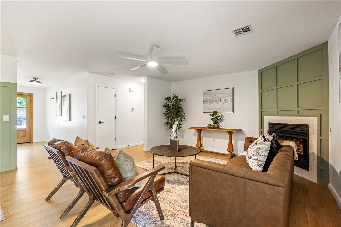 Southern Meadows 1st Add Bentonville - Residential