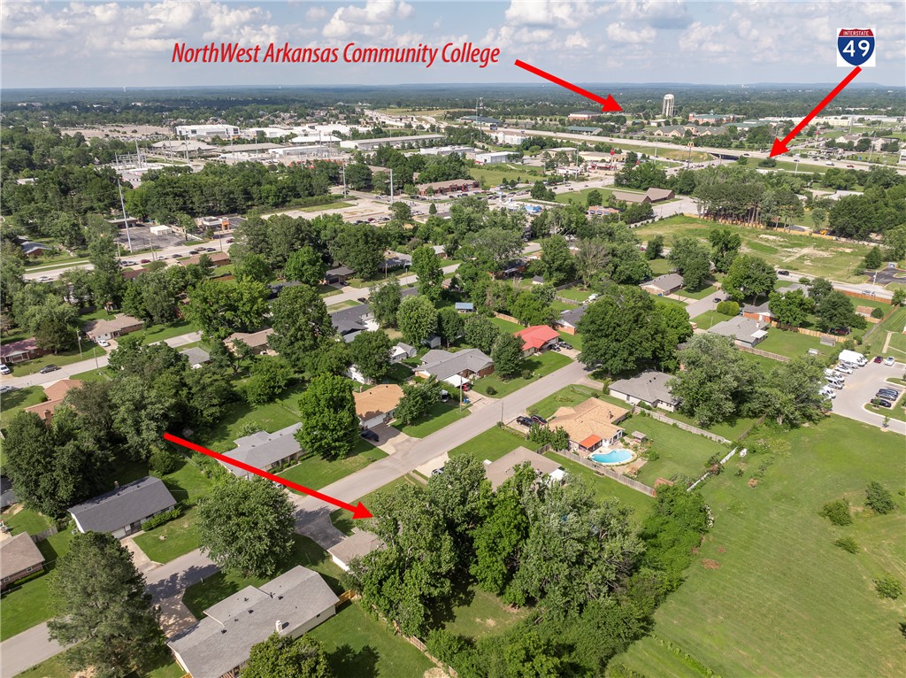 Southern Meadows 1st Add Bentonville - Residential