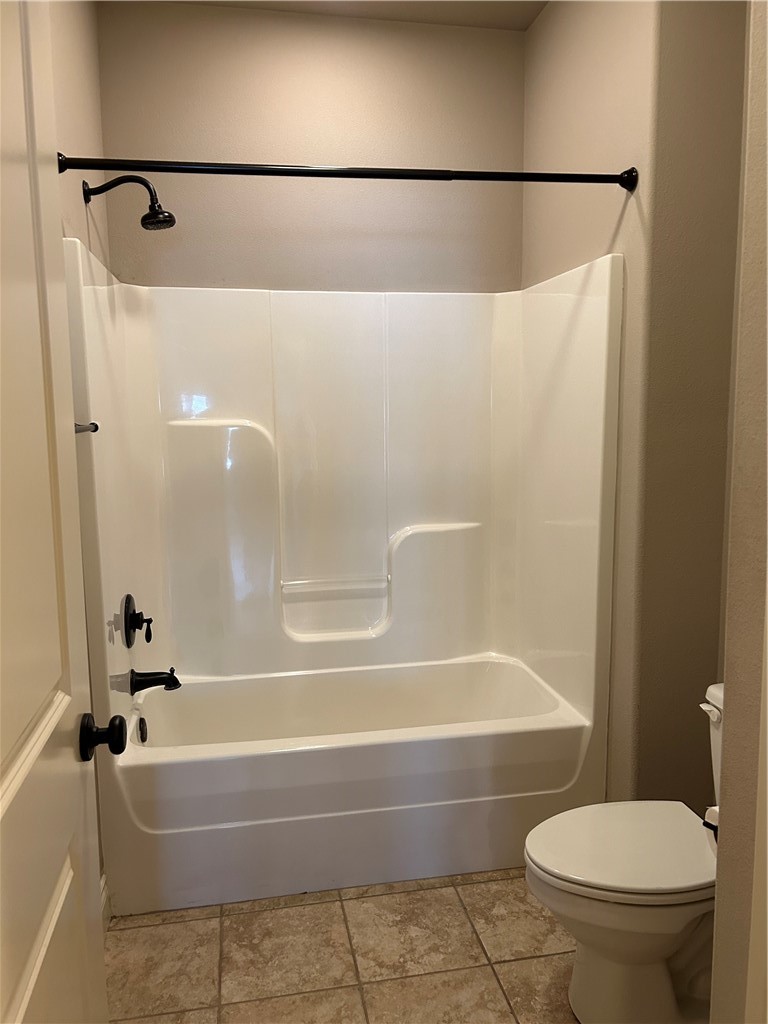 Rocky Creek Sub Rogers - Residential Lease
