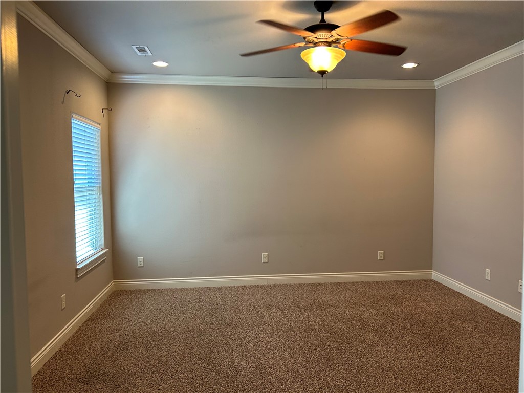 Rocky Creek Sub Rogers - Residential Lease