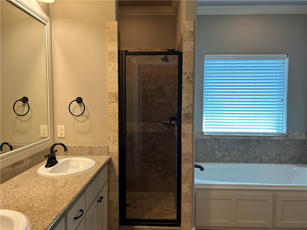 Rocky Creek Sub Rogers - Residential Lease