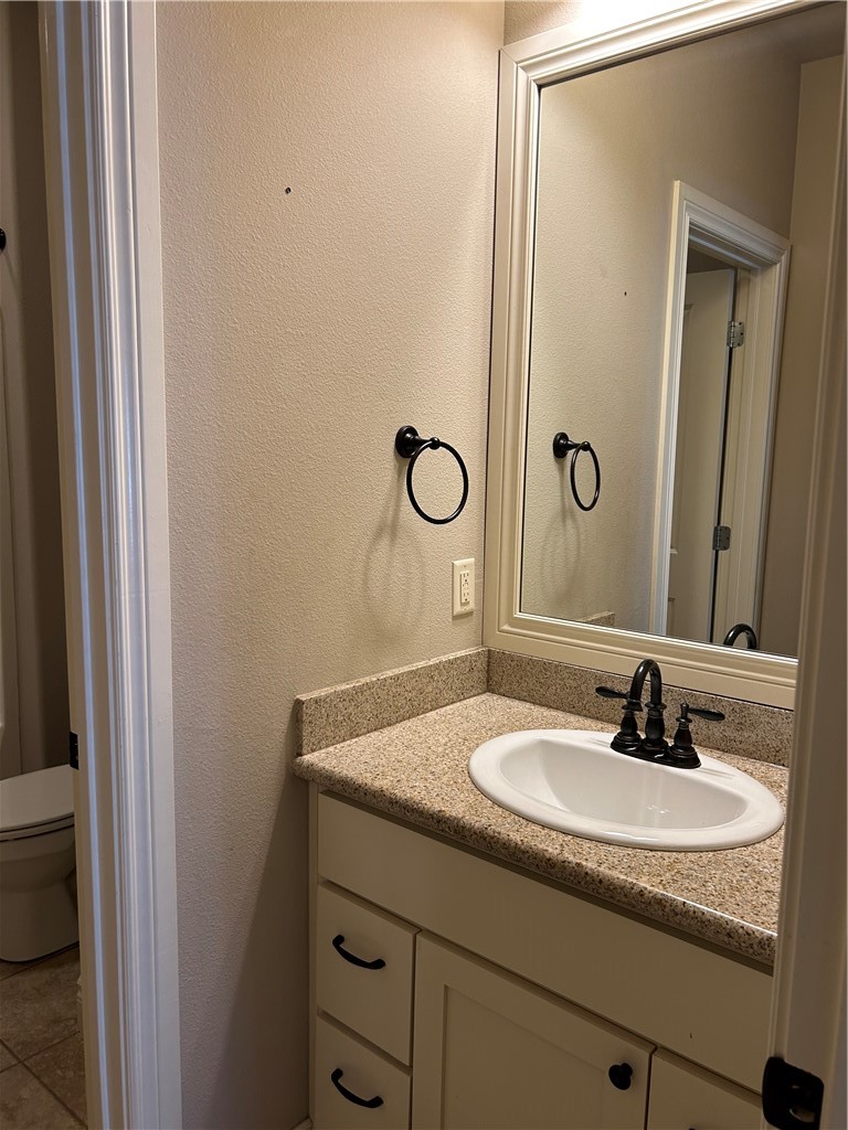 Rocky Creek Sub Rogers - Residential Lease