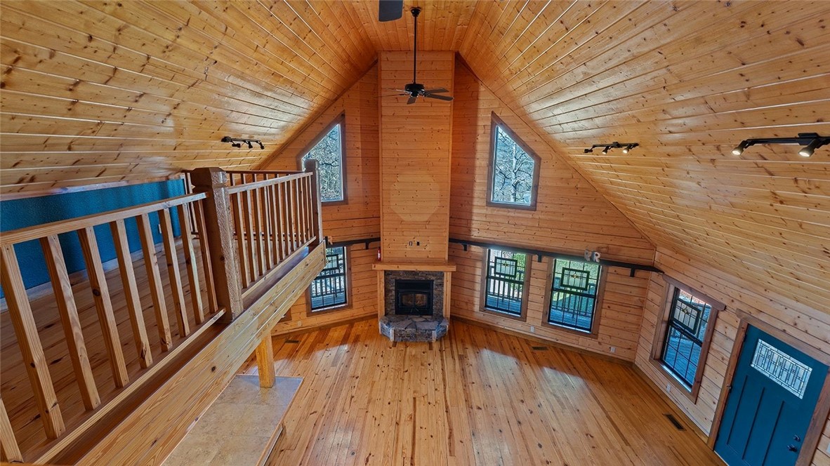 Unit 117 Holiday Island - Residential