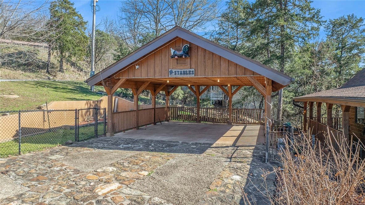 Unit 117 Holiday Island - Residential