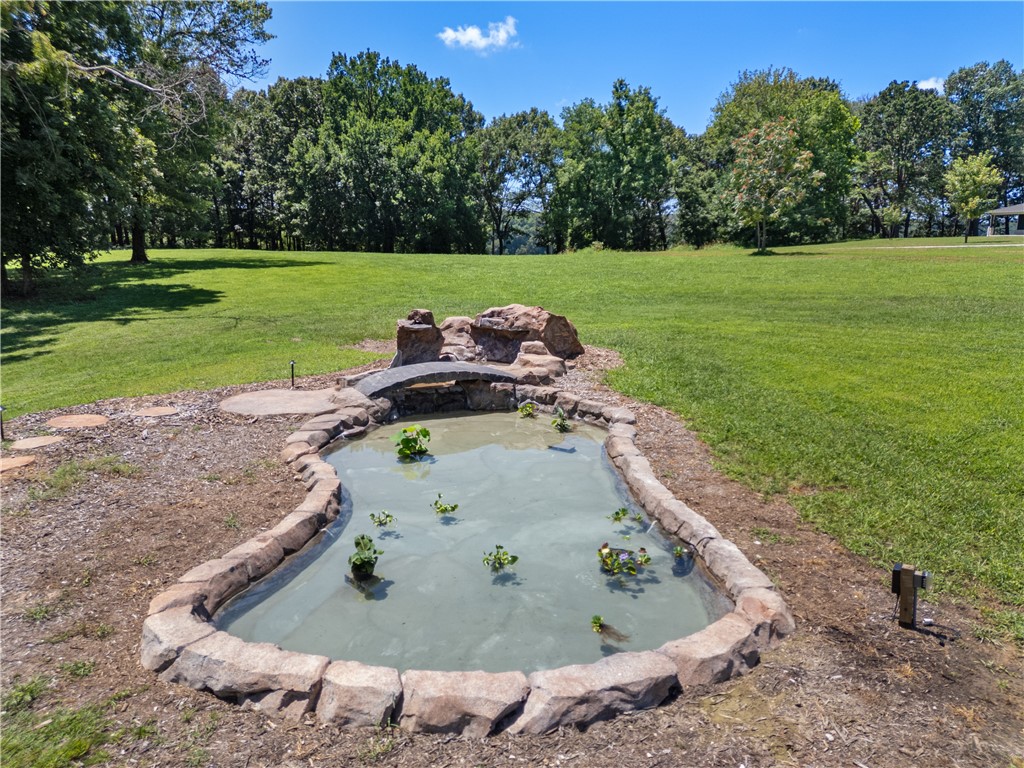 17-18-30- Springdale - Residential