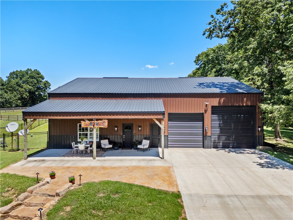 17-18-30- Springdale - Residential