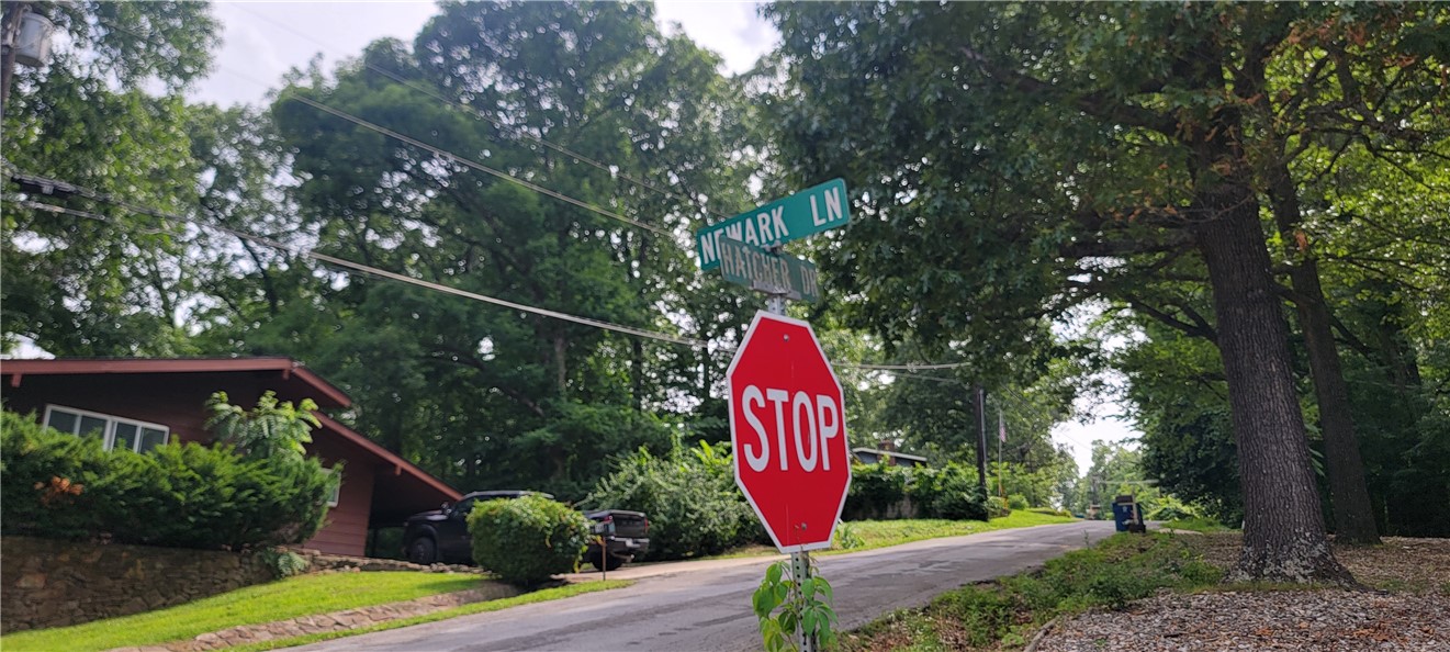 Build your dream home in a quiet Bella Vista neighborhood near Tunnel Vision Trail! Convenient access to Lancashire Blvd and Hwy 71, with the Country Club less than a mile away and Tanyard Creek Park nearby. Enjoy all the amenities Bella Vista has to offer, including 7 lakes, 7 golf courses, indoor and outdoor pools, fitness centers, walking trails, and over 100 miles of mountain biking trails. Don't forget the new OZ Bike Park Chair Lift just down the 71. Recent soil testing indicates suitability for a 3-bedroom home. An excellent opportunity to build or invest in a desirable location.