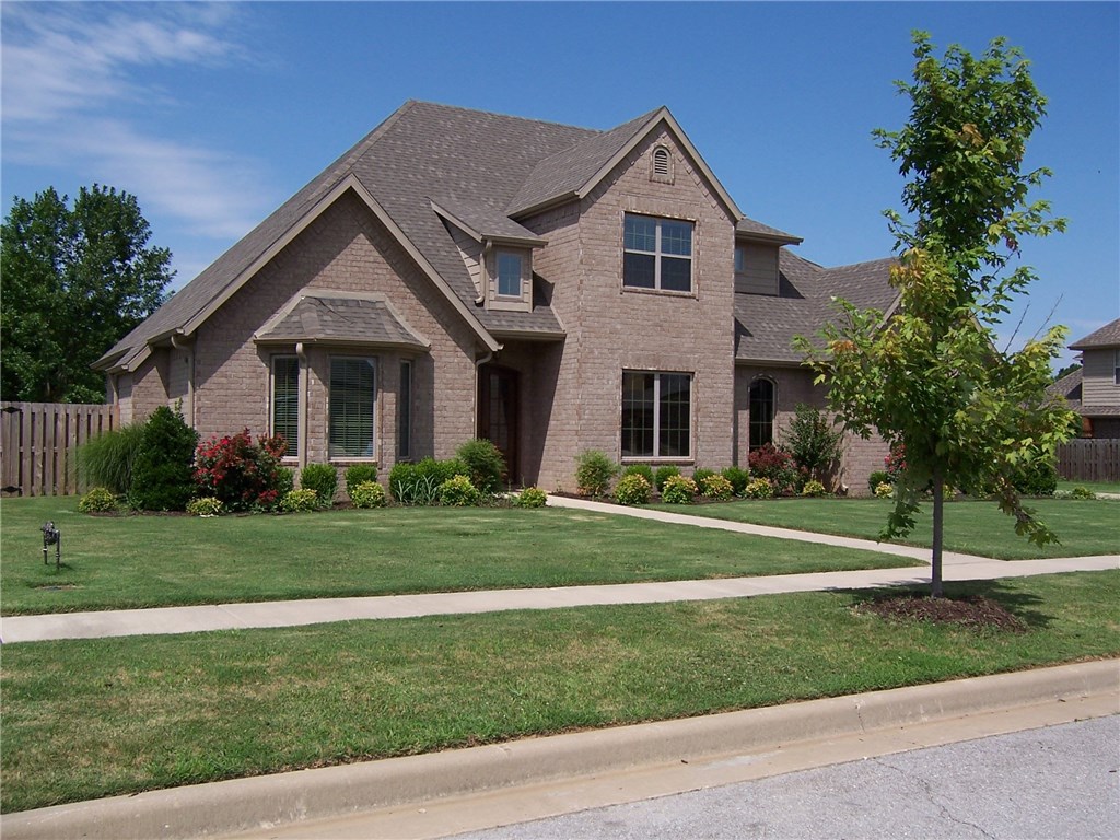 Fantastic floorplan in West Fayetteville.  Close proximity to I-49.  Over 3,500 sq ft boasts 4 bedrooms, 4.5 baths, office, oversized living, dining, eat in kitchen, and a huge bonus over garage. Amenities include security, central vacuum, hardwood floors, large fully fenced back yard, covered patio with a gas fireplace, and 3 car side load garage.  Home backs up to a bird sanctuary. Zoned for Holcomb Elementary.
