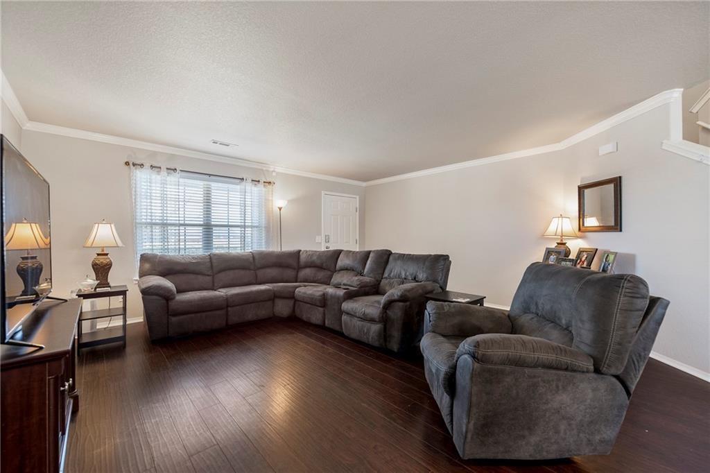 Lakewood Crossing - Residential