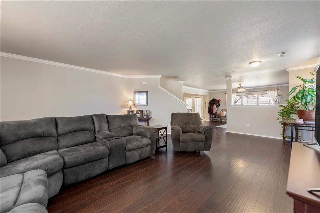 Lakewood Crossing - Residential