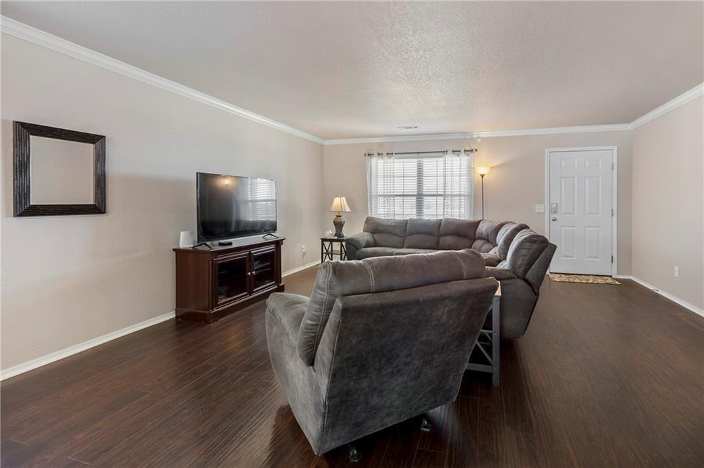 Lakewood Crossing - Residential