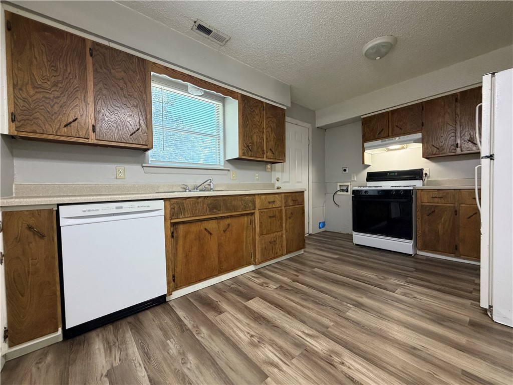 Burl Dodd Add - Residential Lease