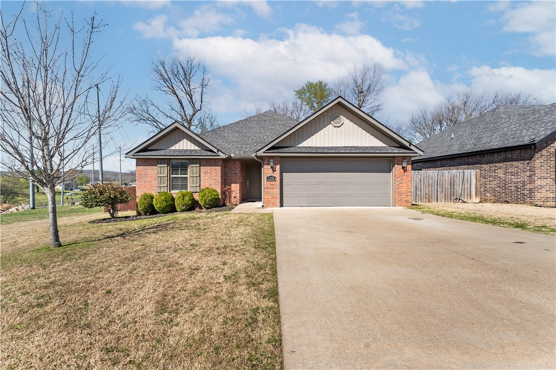 Falcon Ridge Sub - Residential Lease