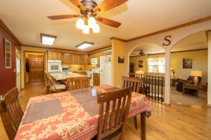 Gaither Mt Est 2nd - Residential