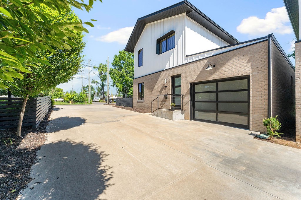 Now available in one of the most desirable areas of Northwest Arkansas, this stunning detached condo in Bentonville offers modern luxury just minutes from downtown, top-rated schools, bike trails, and the Walmart Home Office.
Seller is offering a 3,000 dollar credit toward HOA dues, closing costs, or a rate buy-down. This two-level residence showcases European appliances, custom cabinetry, a built-in refrigerator, wine fridge, and sleek designer finishes throughout. The EV-ready 1-car garage includes an additional assigned parking space.
Enjoy your private patio and side yard, plus access to a thoughtfully designed pocket community featuring a private fenced dog park, green space, pavilion with fire pit, outdoor kitchen, and bike wash station. Refrigerator, washer, and dryer convey. HOA maintains all common areas. Some images have been digitally enhanced or virtually staged for marketing purposes.
