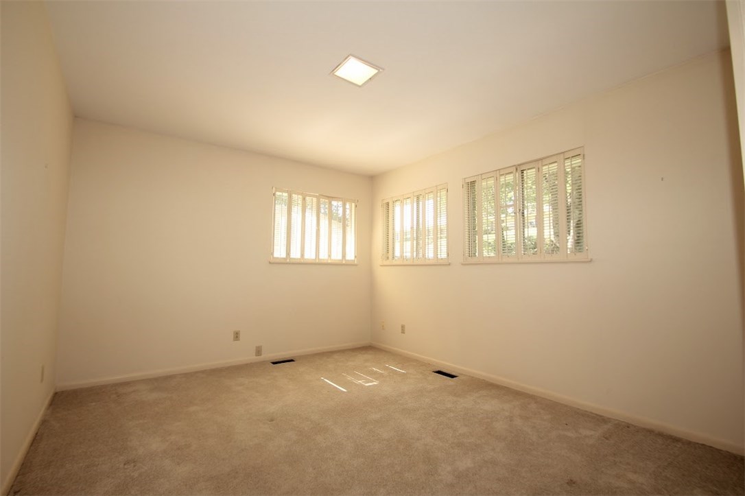 Colonial Hts - Residential