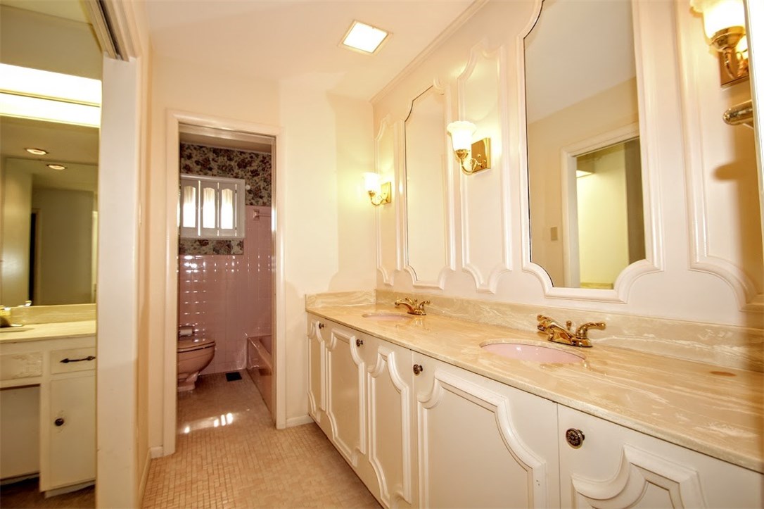 Colonial Hts - Residential