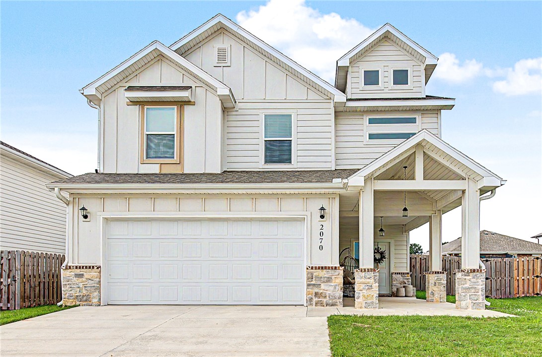 Beautifully maintained 5 bedroom, 2.5 bath home in one of Northwest Arkansas' fastest growing communities. Designed for modern living, this spacious home features an open-concept main level with a large living area, dedicated home office, and a stylish kitchen with counter seating that flows seamlessly into the dining space, ideal for entertaining, remote work, and everyday family life. Step outside to a fully fenced backyard offering privacy and space for pets, play, gardening, or outdoor gatherings. The flexible floor plan provides room to grow while maintaining comfort and functionality. Conveniently located just 3 miles from Bentonville West High School, 5 minutes from Downtown Centerton, and only 15 minutes from Downtown Bentonville, Walmart Headquarters, dining, shopping, parks, and trails. A rare combination of space, location, and lifestyle in the heart of Northwest Arkansas.