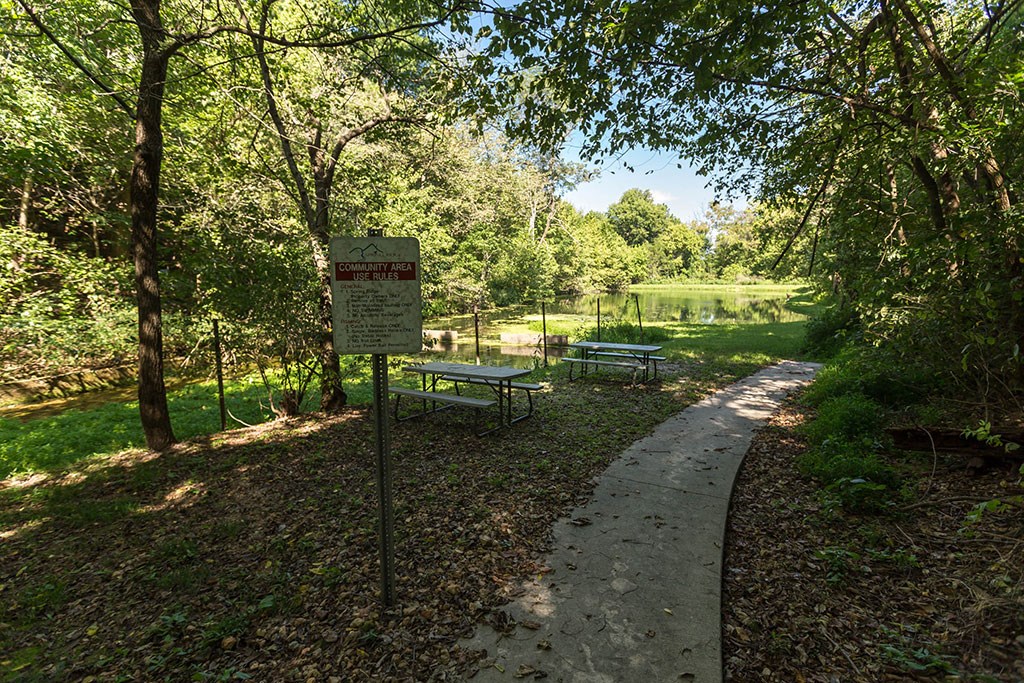 Spring Ridge - Land
