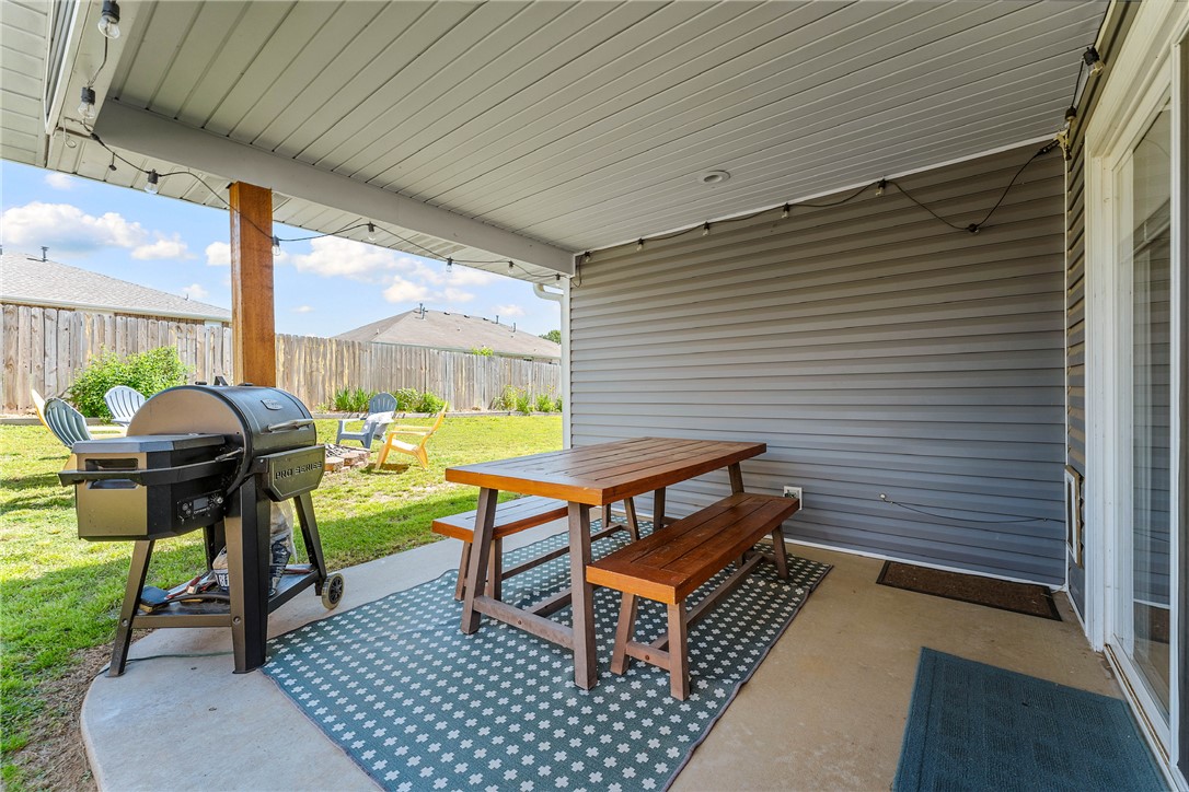 GREENRIDGE ADD BLK 1-BENTONVILLE - Residential