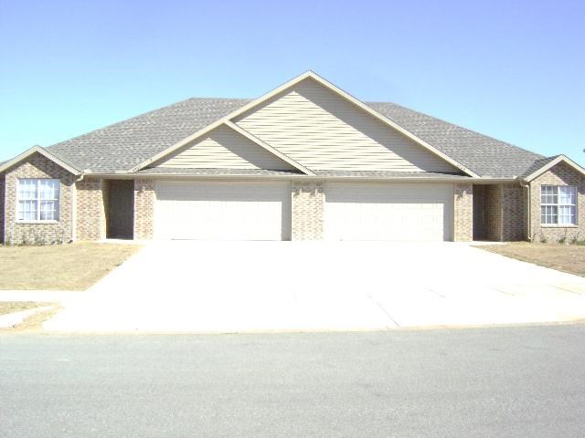 Stonegate Sub Bentonville - Residential Lease