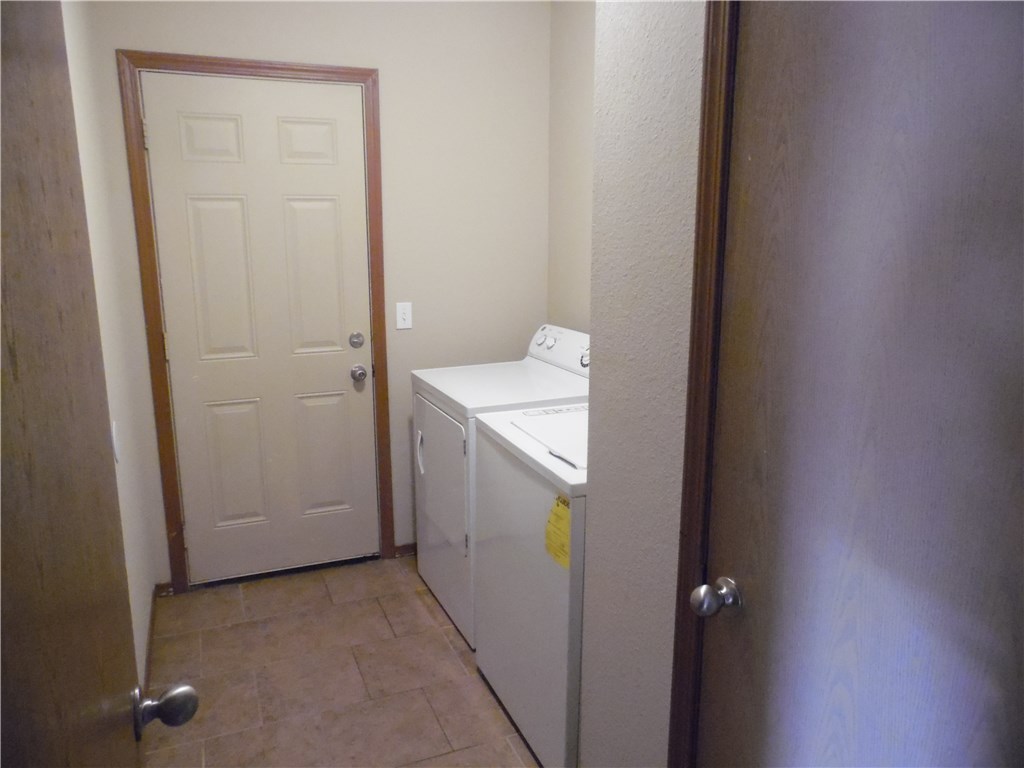 Stonegate Sub Bentonville - Residential Lease