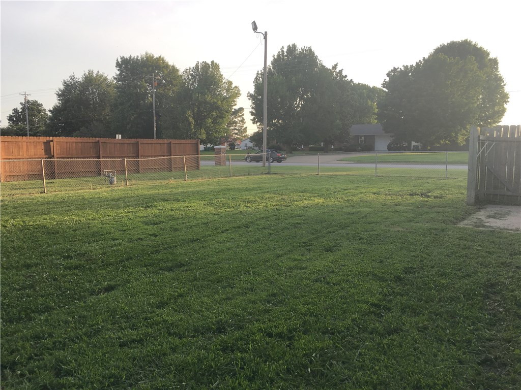 Broadmore Acres 2nd - Residential