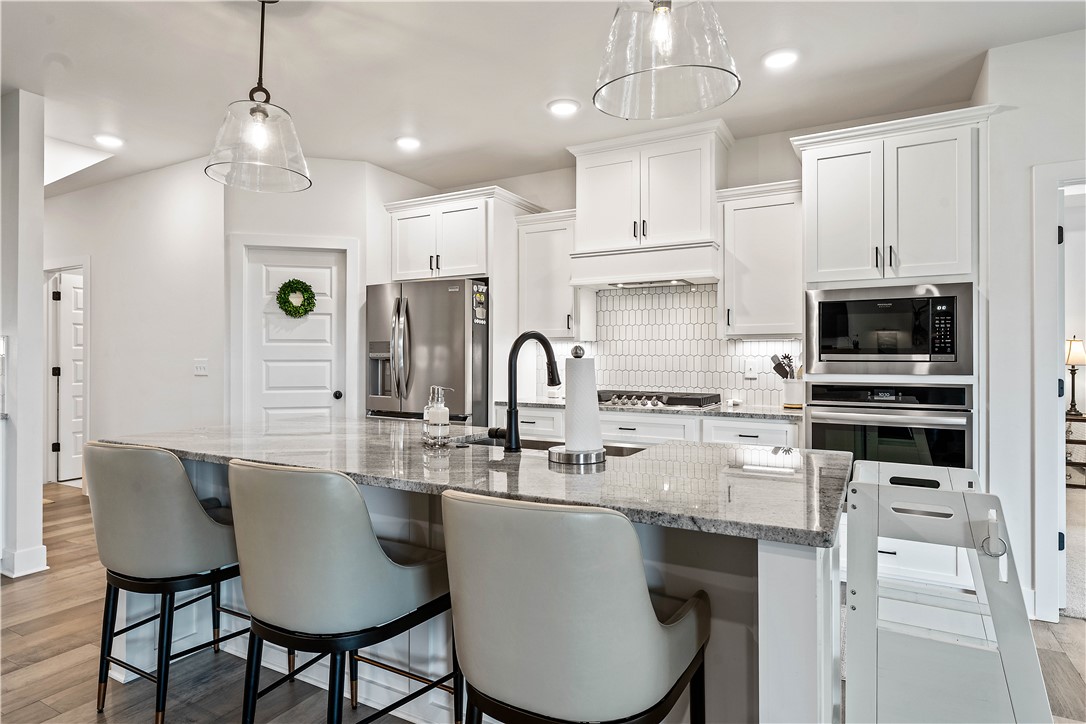 Diamond Estates Ph Iv Centerton - Residential