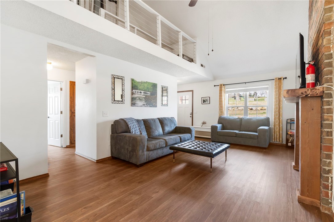 Christian Sub Centerton - Residential