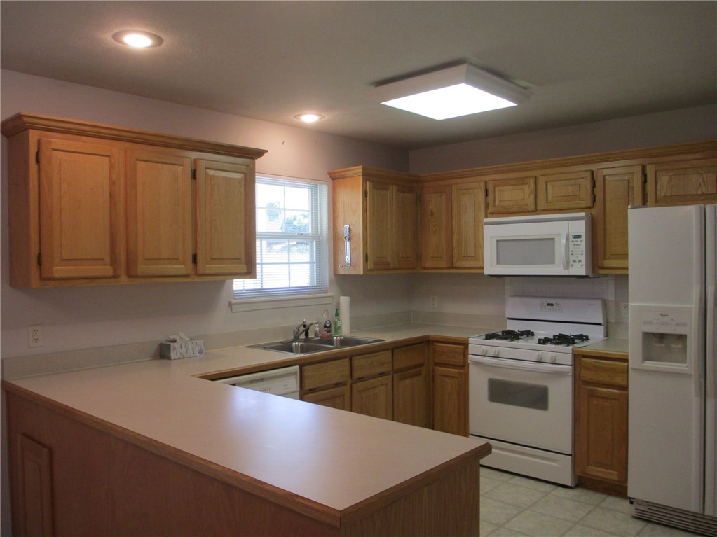 Unit 106 Holiday Island - Residential