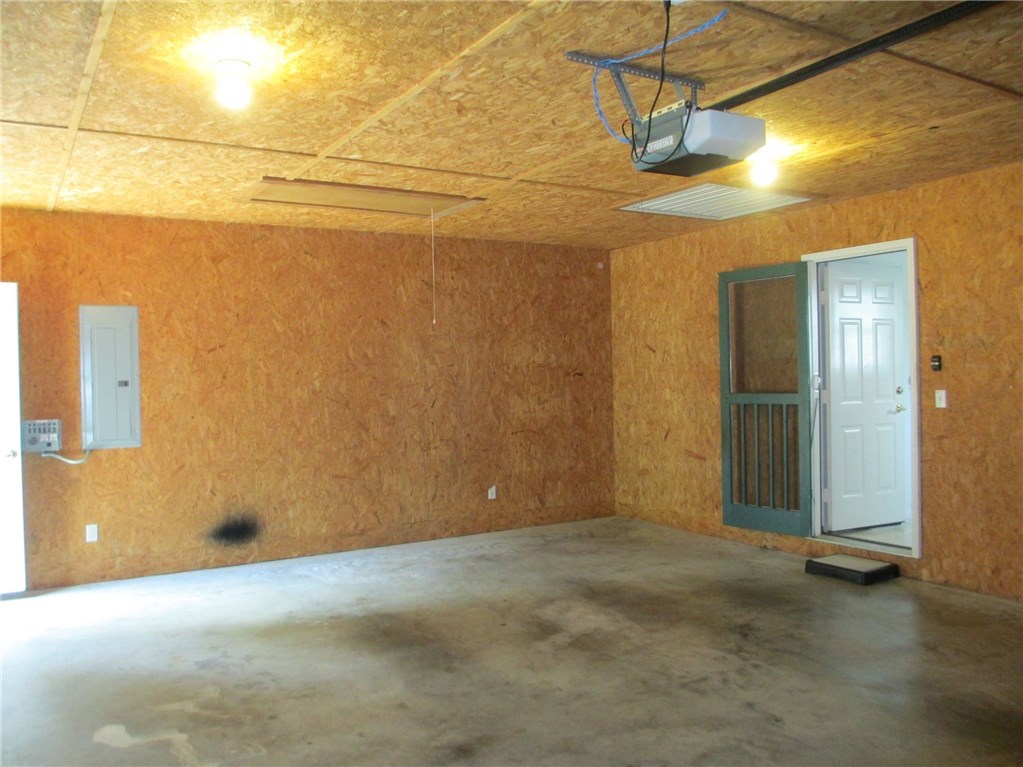 Unit 106 Holiday Island - Residential