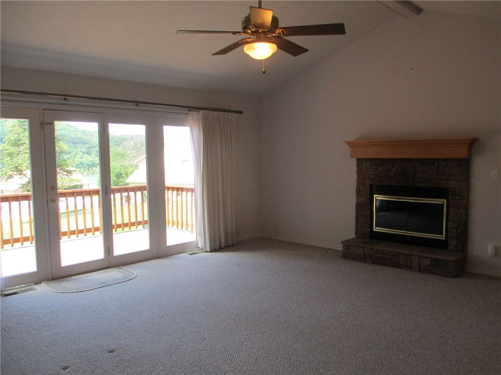 Unit 106 Holiday Island - Residential