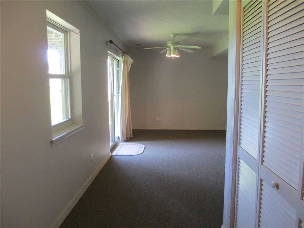 Unit 106 Holiday Island - Residential