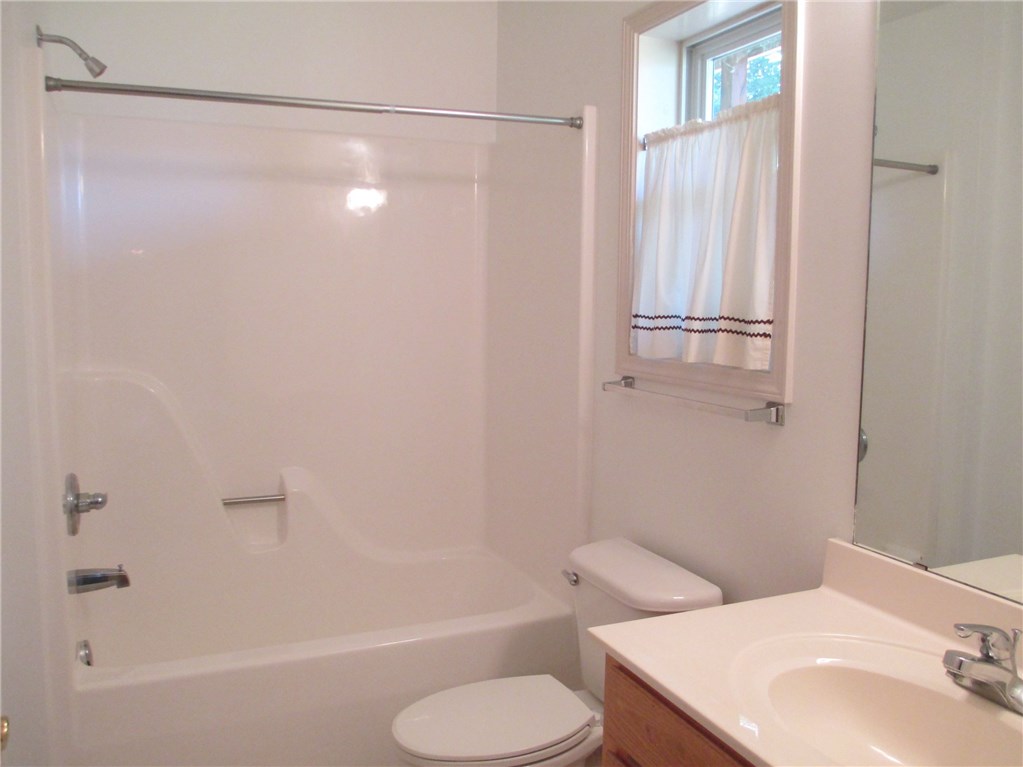 Unit 106 Holiday Island - Residential