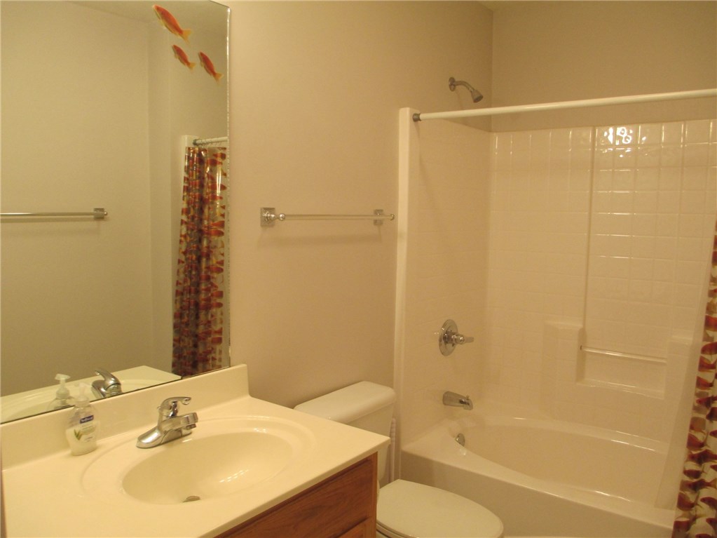 Unit 106 Holiday Island - Residential