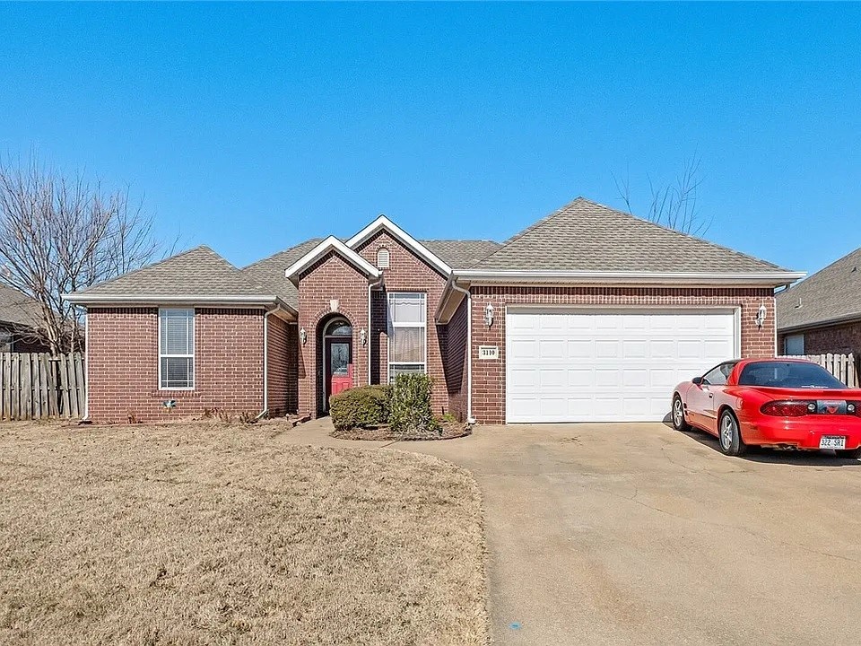 This 4-bedroom, 2-bath home for rent offers the perfect mix of comfort and convenience. Just minutes from top biking trails, shopping, and dining, it features an open floor plan, a well-equipped kitchen with ample counter space, and a cozy eat-in area. The primary suite includes a walk-in closet and bath with dual vanities, a soaking tub, and a separate shower. Great sized fenced in yard! Pets negotiable. Solid home in a solid location.
