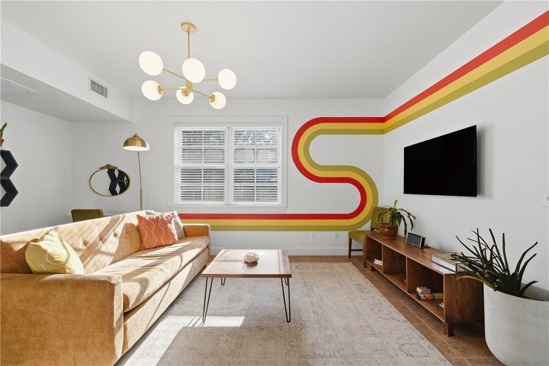 Mullis Apartments - Hpr - Residential