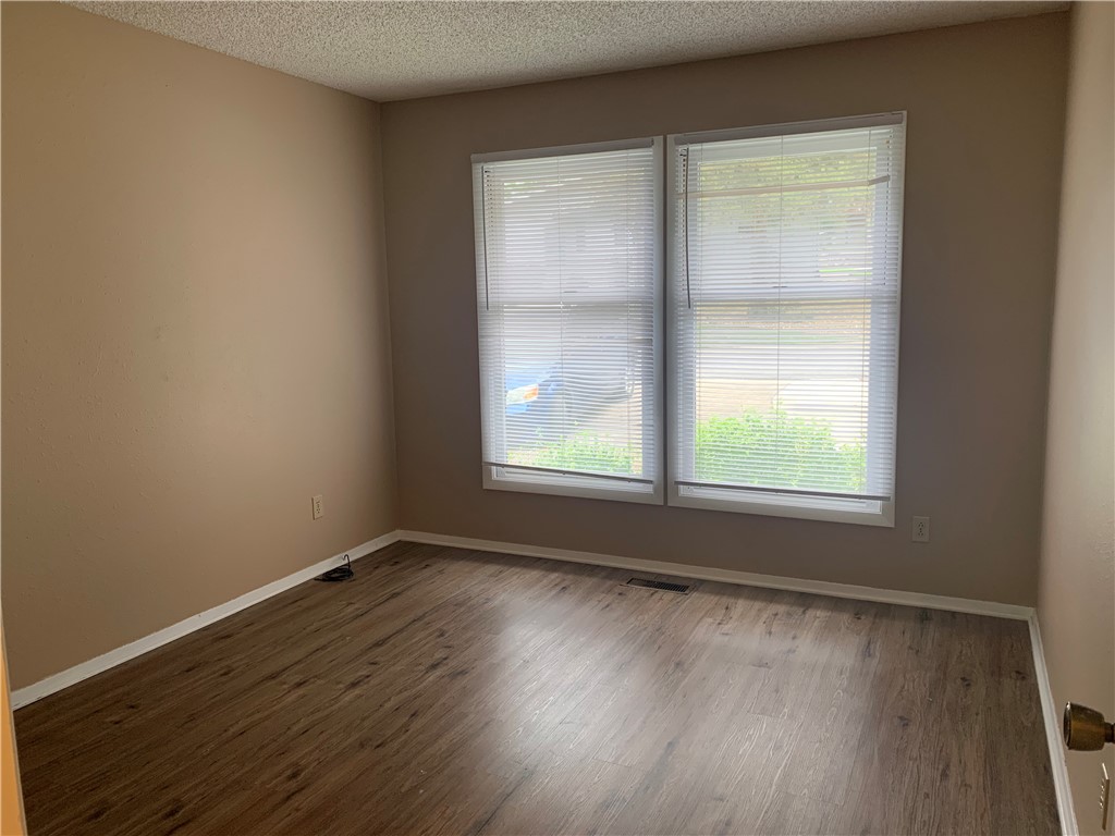 Townhouse Tct 3 A/K/A Drake Court Bvv - Residential Lease