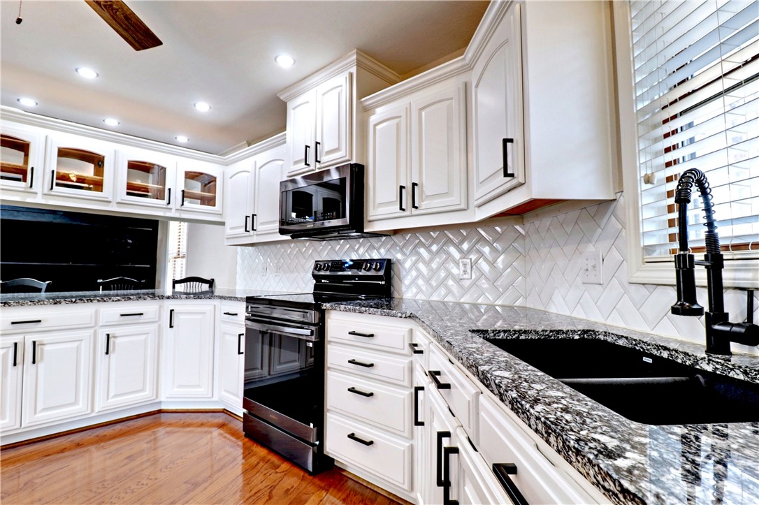 Horseshoe Hills - Residential