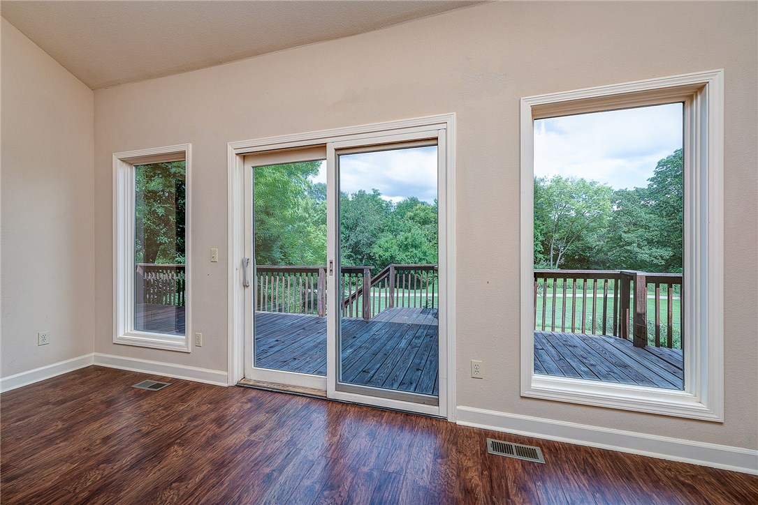 Turtle Creek Place Unit 1 Rogers - Residential