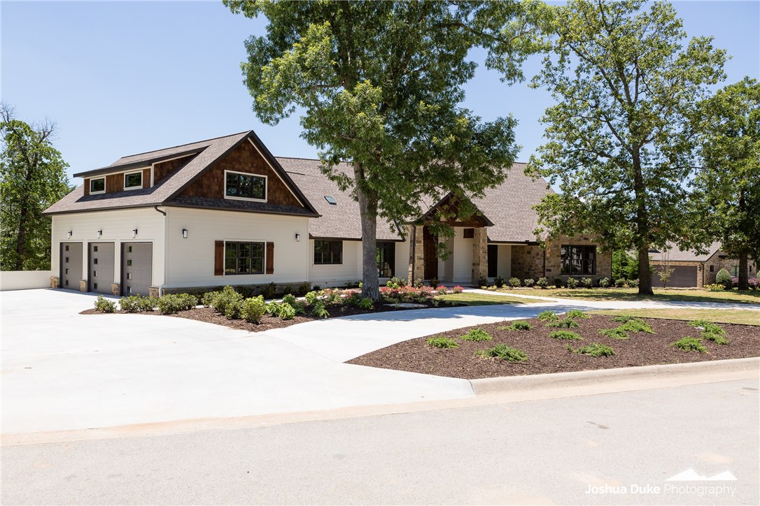 Estates At Dogwood Canyon - Residential