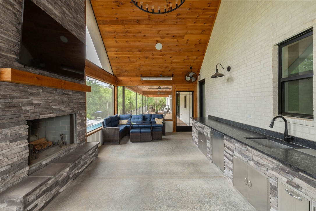 Goshen Outlots - Residential Lease