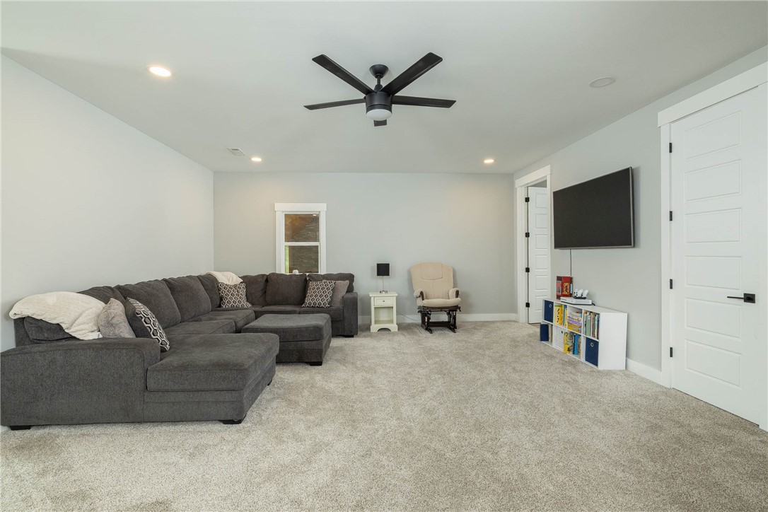 Goshen Outlots - Residential Lease