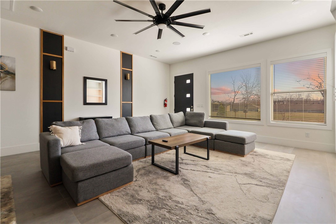 W A Burks Add Bentonville - Residential