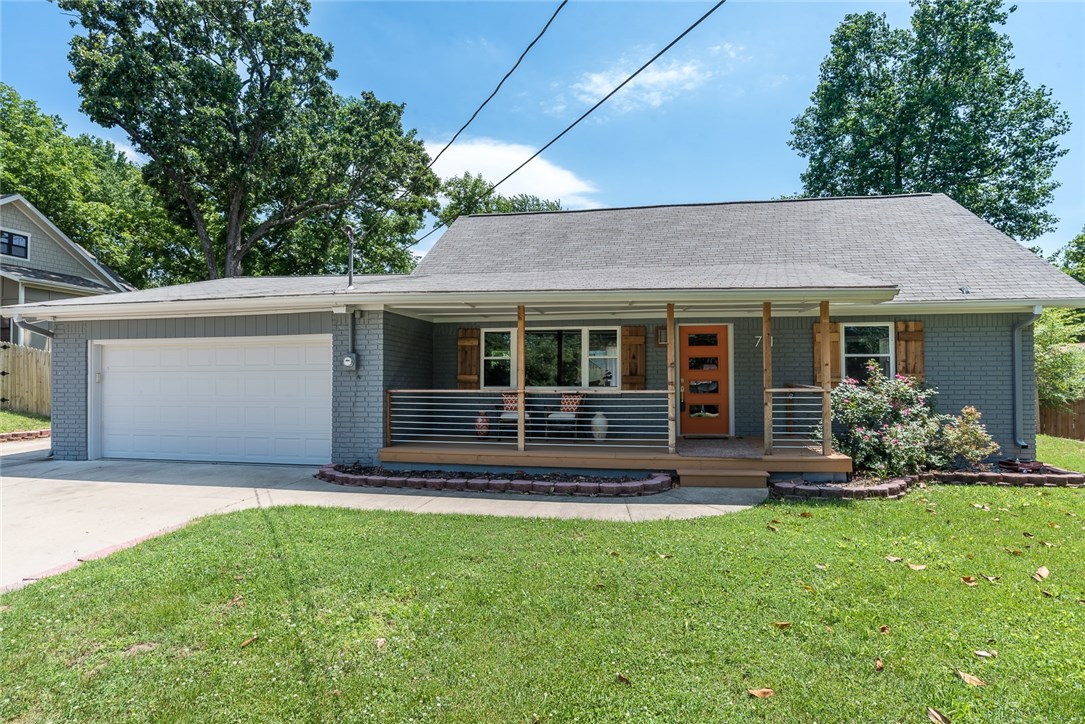 Appraised for $330k!! Hands down the best priced fully-renovated home in Downtown Bentonville! Not to mention the value you're getting: This savvy, modern downtown home features a large backyard, walk-in master closet, tiled walk-in shower, and new granite / fixtures / flooring / plumbing / electrical / HVAC / water heater / paint interior and exterior / and more all done by the professionals at Summit2Shore Solutions. Just a 10 minute walk to Bentonville Square, Onyx Coffee shop, Bike Rack Brewery, the Hive, or Table Mesa Restaurant, you can enjoy the downtown life without having to give up modern amenities or pay over 500k. Financing solutions available!